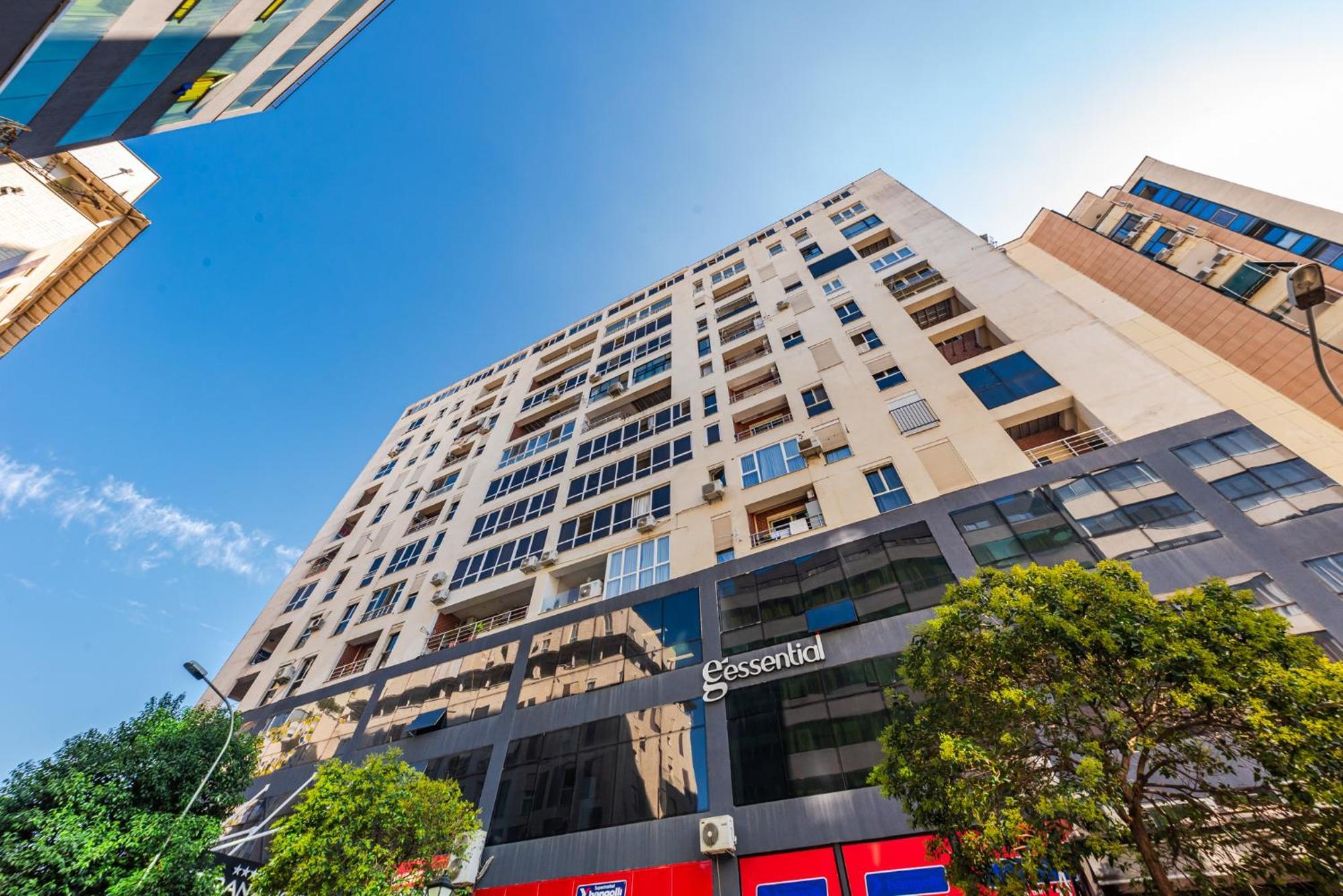 Bright And Spacious - New Boulevard View Tirana