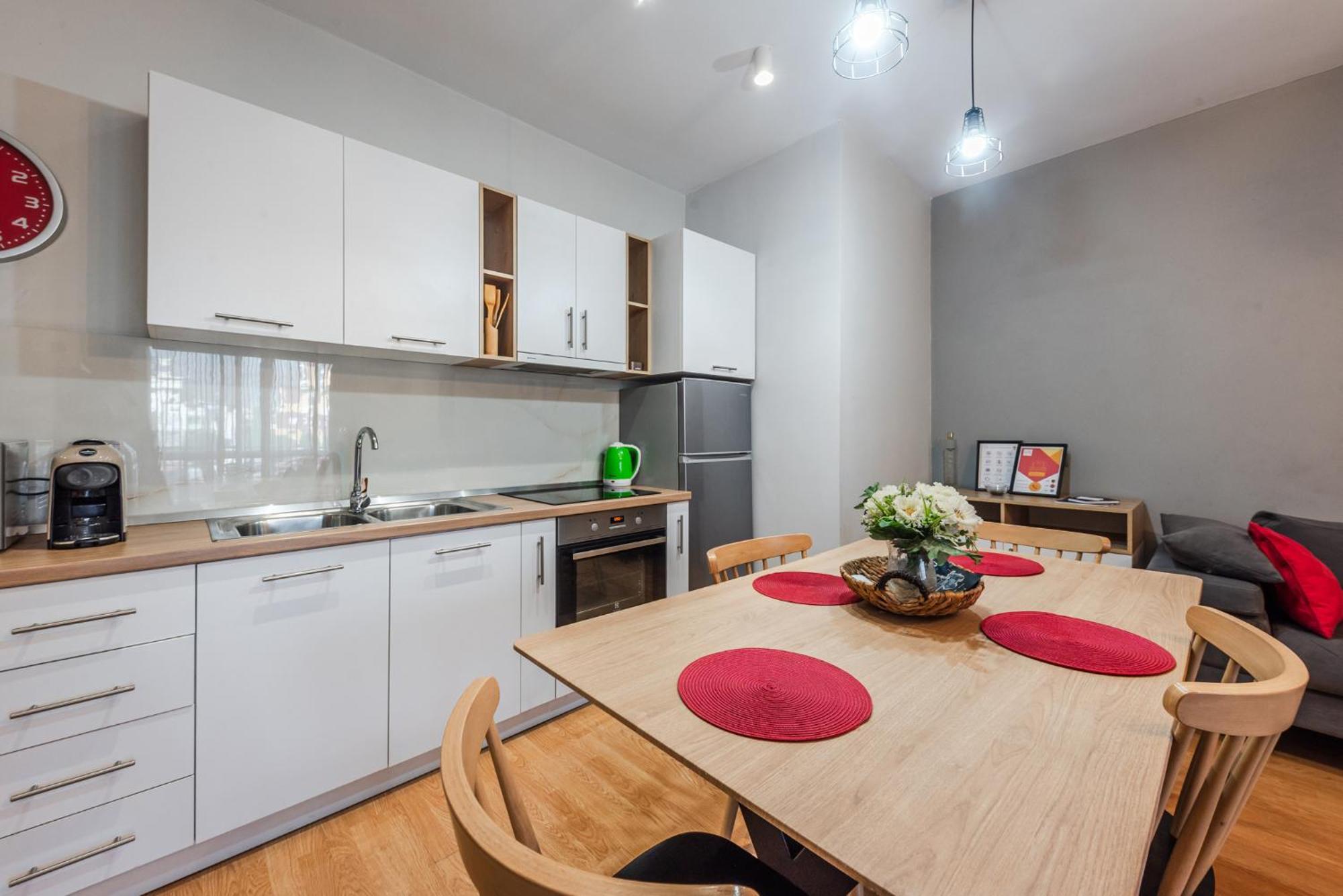 Bright And Spacious - New Boulevard View Tirana