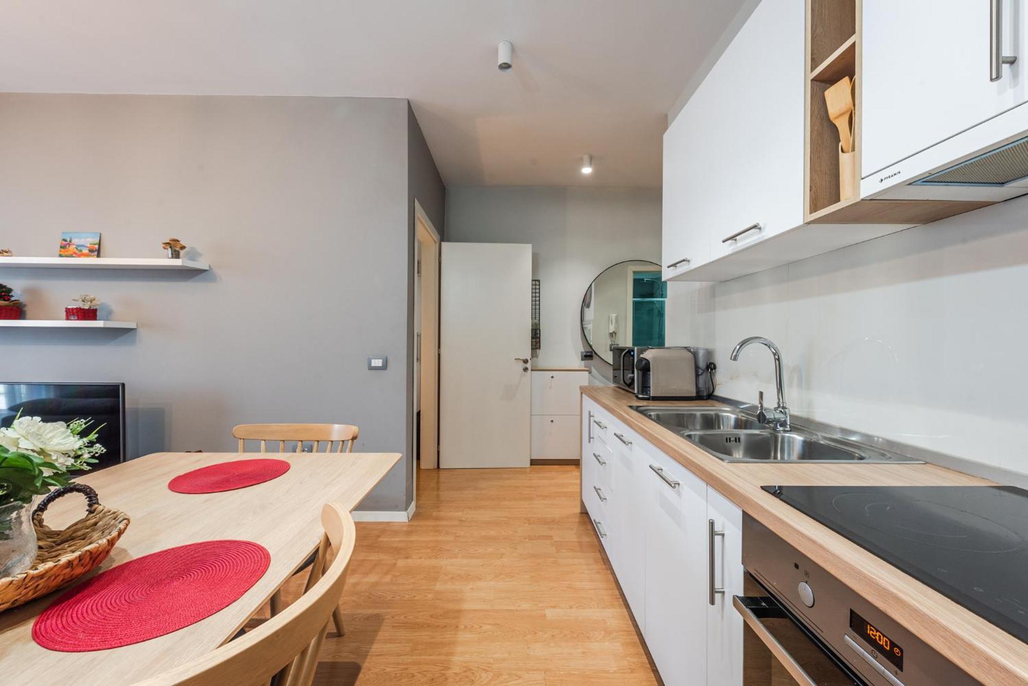 Bright And Spacious - New Boulevard View Apartament *