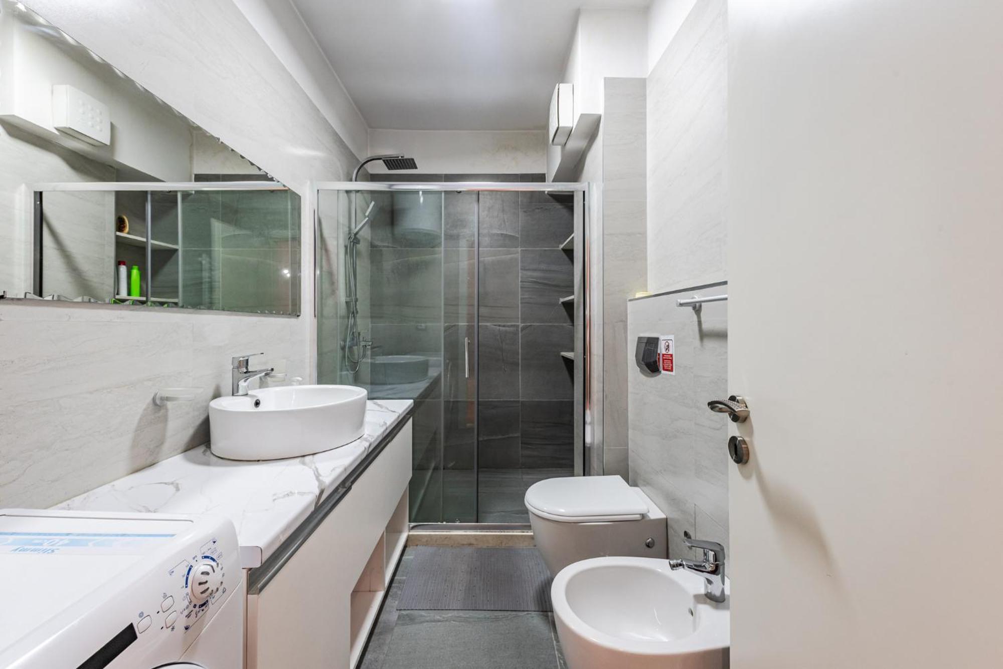 Bright And Spacious - New Boulevard View Apartament *